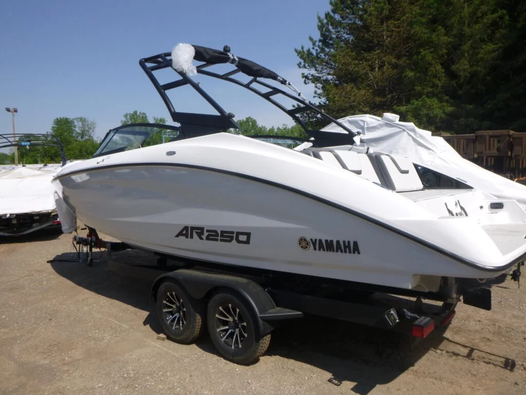 2025 Yamaha Boats Ar250 Power 9830991 20250607081700123 1 XLARGE