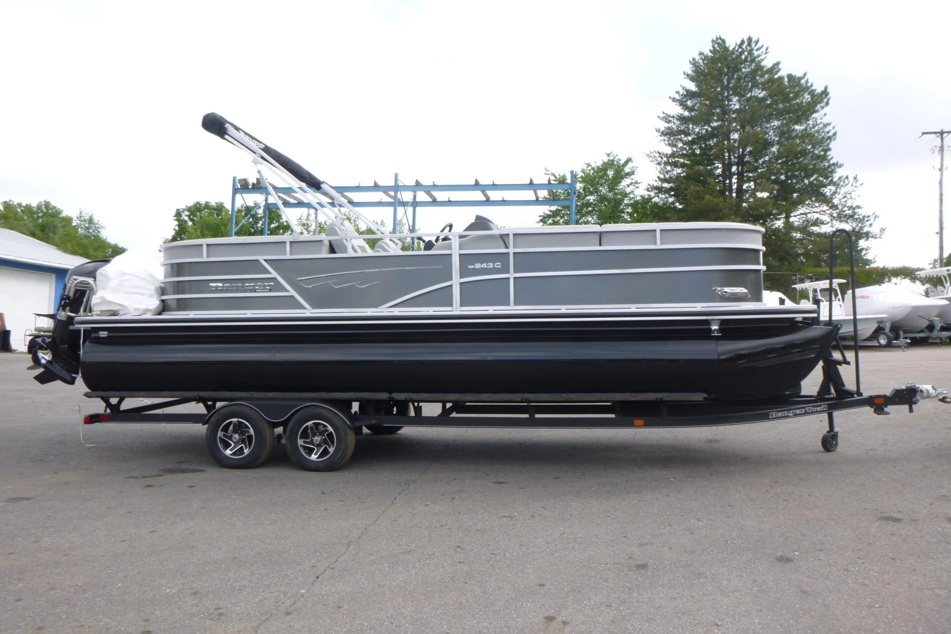 2024 Ranger Reata 243C